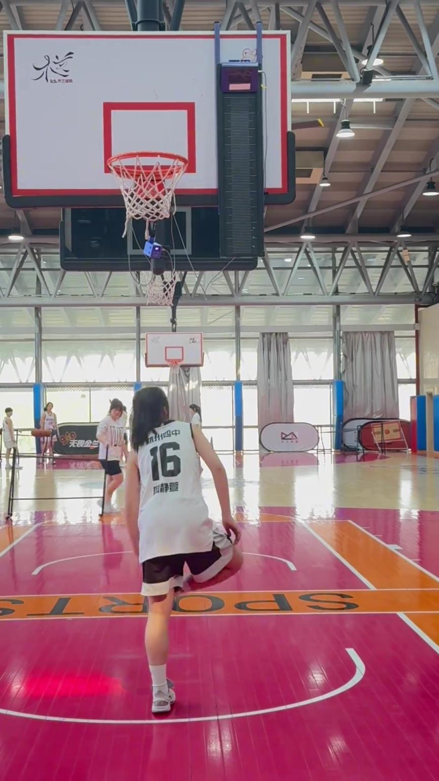 所以，你能摸高多少？