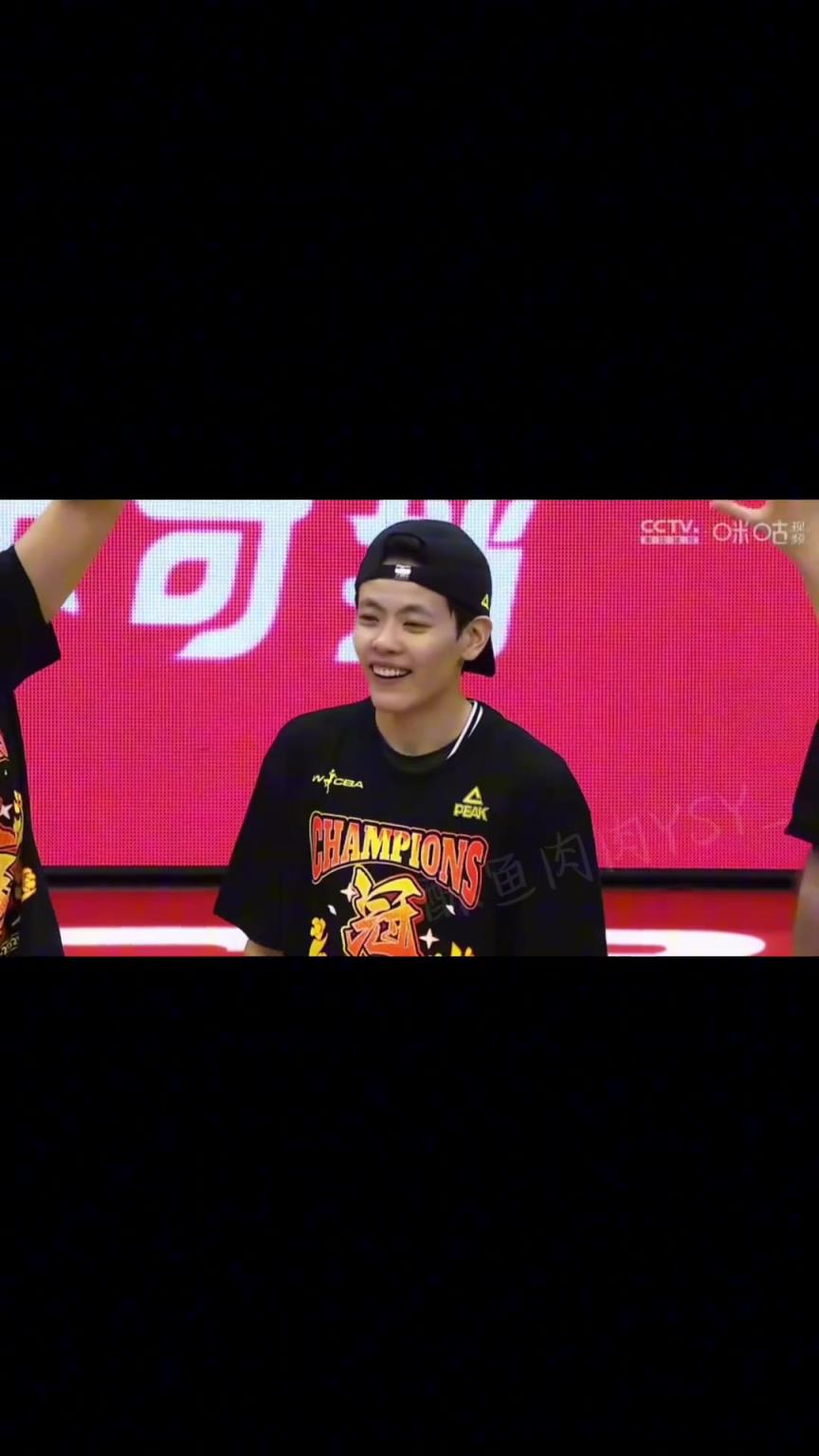 以小搏大以弱勝?gòu)?qiáng) ；從不被看好，到站到最高的領(lǐng)獎(jiǎng)臺(tái)...